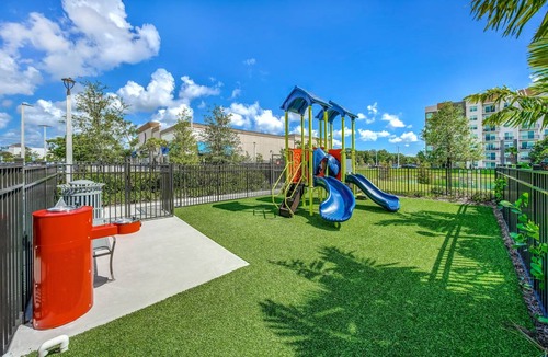 Miami Gardens Condo | 102 m² Condo ∙ 2 bedrooms ∙ 4 guests