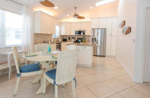 Fort Pierce Shores Villa | 102 m² Villa ∙ 2 bedrooms ∙ 8 guests