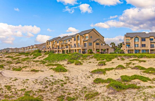 Amelia City Condo | 104 m² Condo ∙ 2 bedrooms ∙ 6 guests