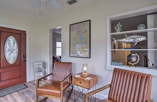 Safety Harbor Cottage | 105 m² Cabin ∙ 2 bedrooms ∙ 4 guests
