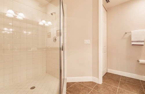 Cypress Lake Condo | 105 m² Condo ∙ 2 bedrooms ∙ 4 guests