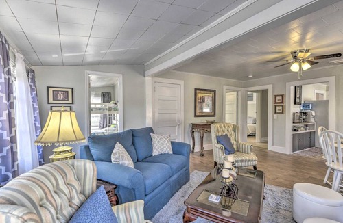 Crescent City Apartment | 106 m² Apartment ∙ 3 bedrooms ∙ 7 guests