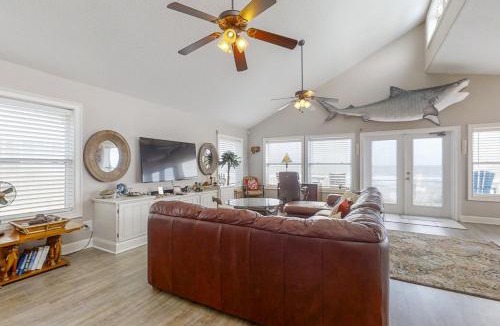 Ocean Cay House | 1060 S Fletcher Ave