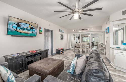 Bella Vista Condo | 108 m² Condo ∙ 2 bedrooms ∙ 6 guests