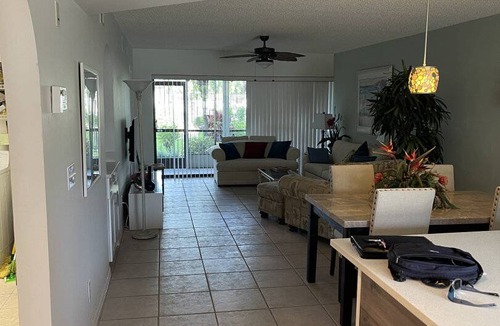 Gleneagles Condo | 108 m² Condo ∙ 2 bedrooms ∙ 6 guests