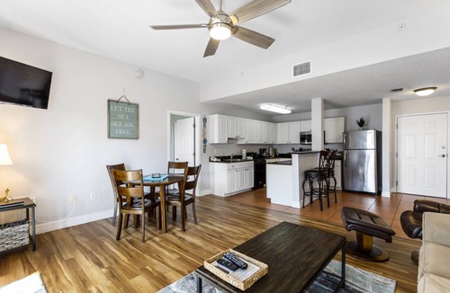 Madeira Beach Condo | 108 m² Condo ∙ 2 bedrooms ∙ 6 guests