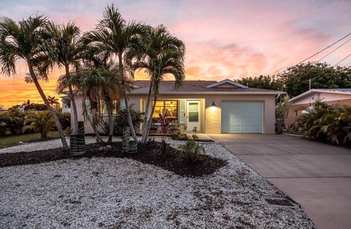 Matlacha House | 108 m² House ∙ 2 bedrooms ∙ 6 guests