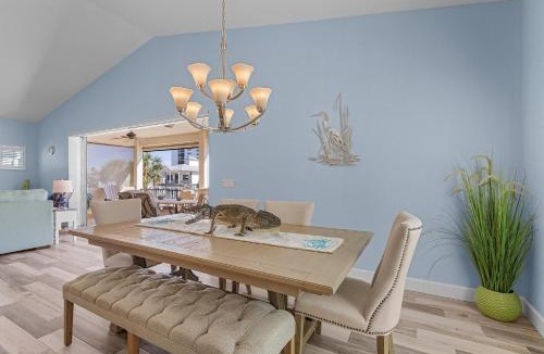 Mid Island House | 109 Gulfview Avenue - Beautiful Private Pool Home Mid Island home