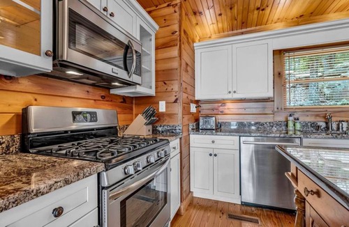 Rising Fawn House | 11 Acres, Stunning Views, Near Cloudland Canyon