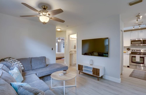 North Palm Beach Heights Apartment | 111 m² Apartment ∙ 2 bedrooms ∙ 4 guests