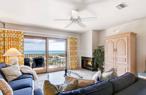 Amelia City Apartment | 111 m² Apartment ∙ 2 bedrooms ∙ 6 guests