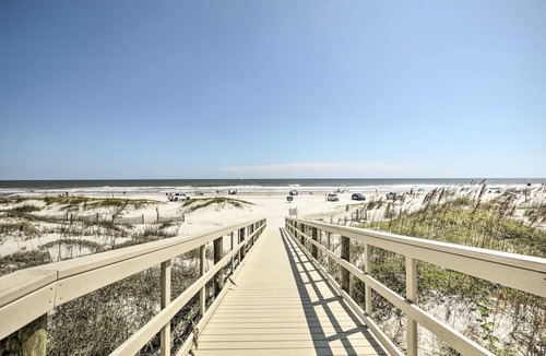 Butler Beach Apartment | 111 m² Apartment ∙ 2 bedrooms ∙ 6 guests