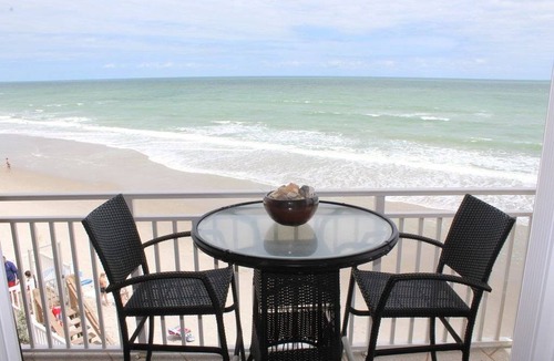 Satellite Beach Condo | 111 m² Condo ∙ 2 bedrooms ∙ 6 guests
