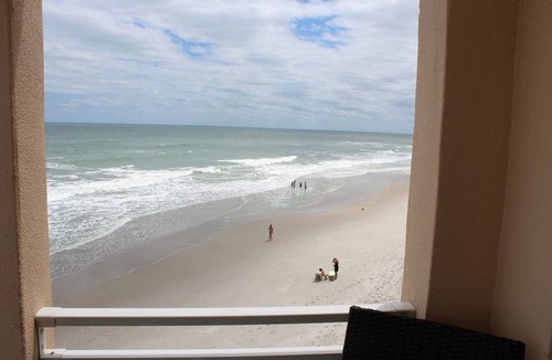 Satellite Beach Condo | 111 m² Condo ∙ 2 bedrooms ∙ 6 guests