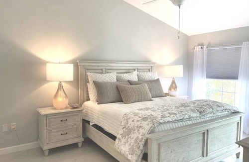 Pelican Bay Condo | 111 m² Condo ∙ 3 bedrooms ∙ 6 guests