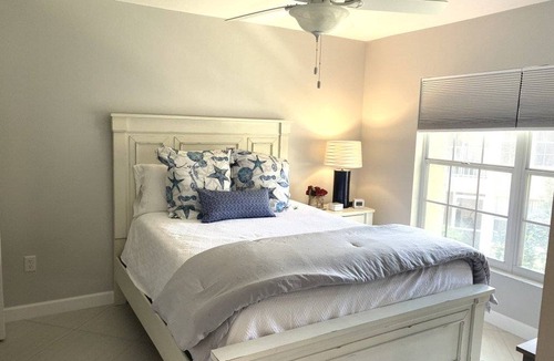Pelican Bay Condo | 111 m² Condo ∙ 3 bedrooms ∙ 6 guests