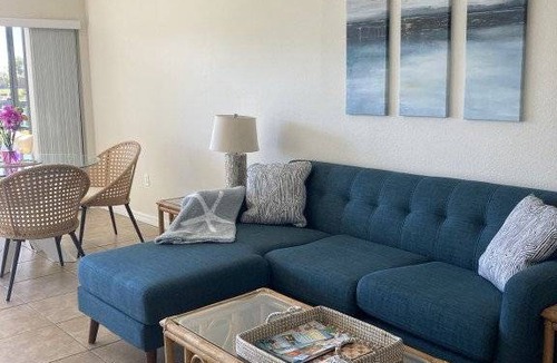 Caloosahatchee Condo | 111 m² Condo ∙ 2 bedrooms ∙ 4 guests