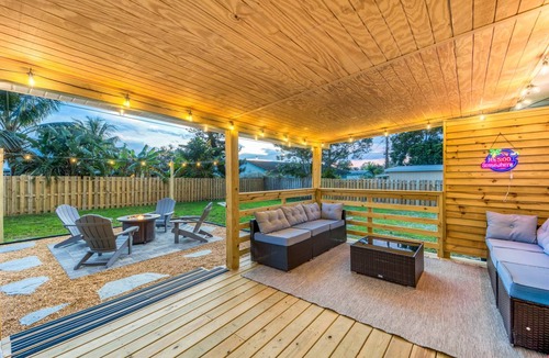 North River Shores House | 112 m² House ∙ 3 bedrooms ∙ 8 guests