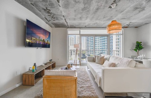 Midtown Apartment | 112 m² Apartment ∙ 2 bedrooms ∙ 6 guests