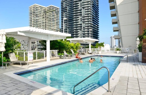 Midtown Apartment | 112 m² Apartment ∙ 2 bedrooms ∙ 6 guests