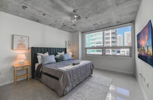 Midtown Apartment | 112 m² Apartment ∙ 2 bedrooms ∙ 6 guests