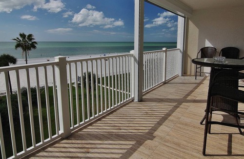 Sunset Reef Condo | 113 m² Condo ∙ 2 bedrooms ∙ 4 guests