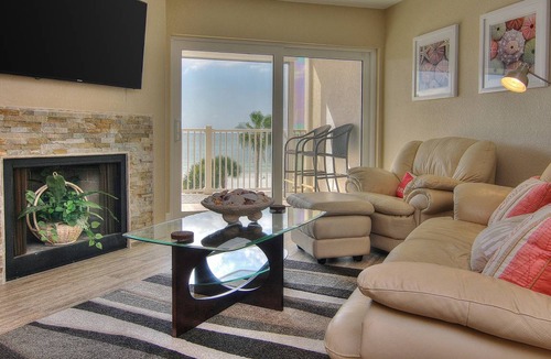 Sunset Reef Condo | 113 m² Condo ∙ 2 bedrooms ∙ 4 guests