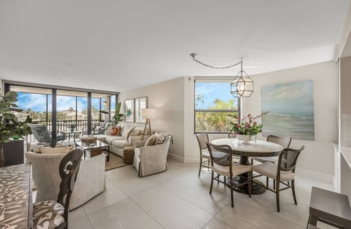 Vanderbilt Beach Condo | 114 m² Condo ∙ 2 bedrooms ∙ 4 guests