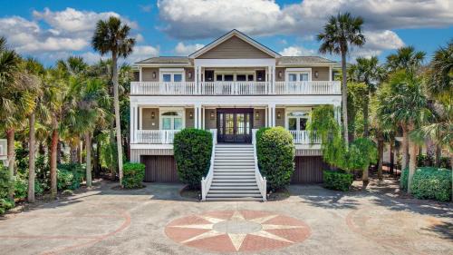 Isle of Palms House | 114 Ocean Blvd by AvantStay