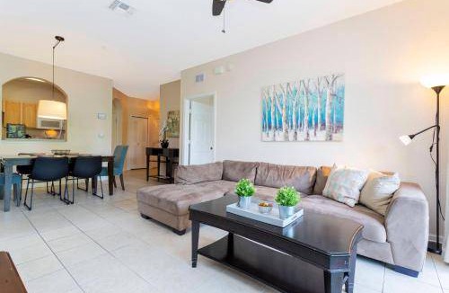 Windsor Hills Apartment | 115 m² Apartment ∙ 3 bedrooms ∙ 6 guests