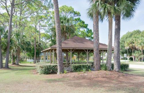 Fairgreen House | 1152 Fairvilla by Ocean Properties