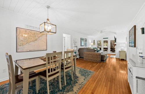 Jupiter House | 1155 Summer Wind Ln