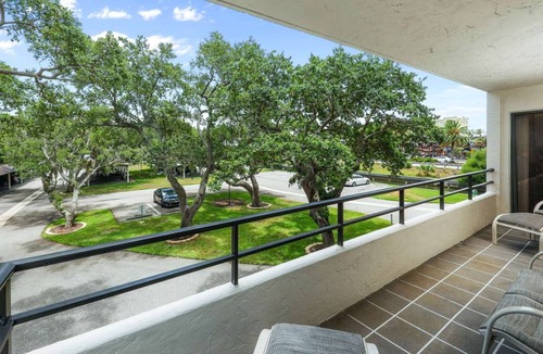 Siesta Key Condo | 116 m² Condo ∙ 2 bedrooms ∙ 6 guests