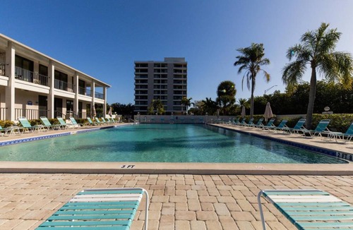 Siesta Key Condo | 116 m² Condo ∙ 2 bedrooms ∙ 6 guests