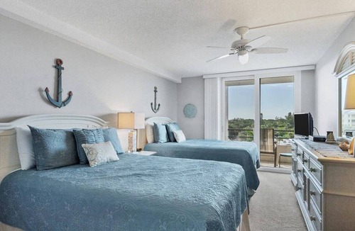 Siesta Key Condo | 116 m² Condo ∙ 2 bedrooms ∙ 6 guests