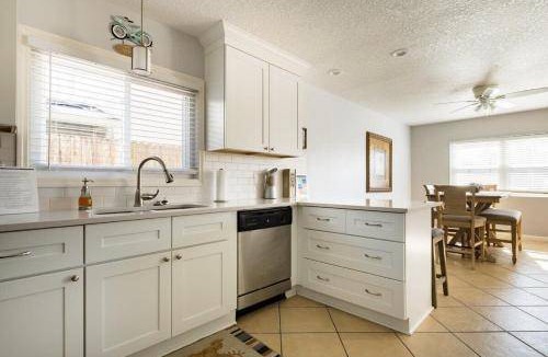 Jacksonville Beach House | 118 m² House ∙ 2 bedrooms ∙ 6 guests