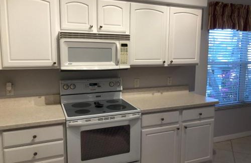Lady Lake House | 119 Z2b VILLAGE LA ZAMORA by REMAX Premier