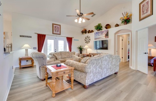 Orange Tree House | 12 Mi to Disney Home with Pool and Spa in Clermont