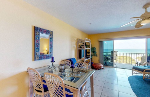 Independence Square Condo | 121 m² Condo ∙ 2 bedrooms ∙ 6 guests