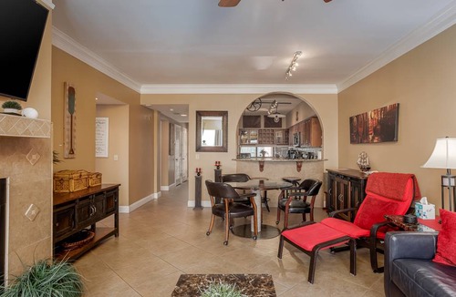 Pensacola Beach Condo | 122 m² Condo ∙ 2 bedrooms ∙ 6 guests