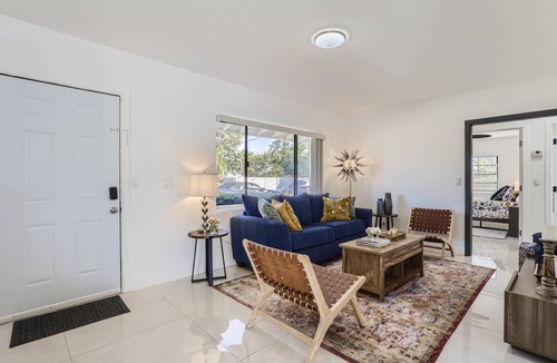 West Palm Beach House | 123 m² House ∙ 3 bedrooms ∙ 6 guests