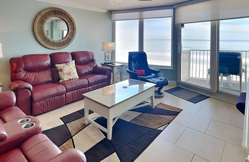 Daytona Beach Shores Condo | 124 m² Condo ∙ 2 bedrooms ∙ 5 guests