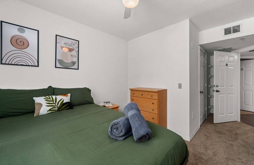 Temple Terrace Apartment | 125 m² Apartment ∙ 4 bedrooms ∙ 8 guests
