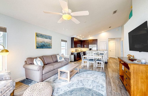 Avalon by the Sea House | 126 m² House ∙ 3 bedrooms ∙ 8 guests