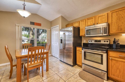 Lake Berkley Villa | 127 m² Villa ∙ 3 bedrooms ∙ 8 guests