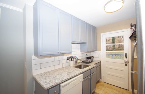 North Druid Hills House | 1272 Great Downtown Location nice 2 bedroom home on quite street