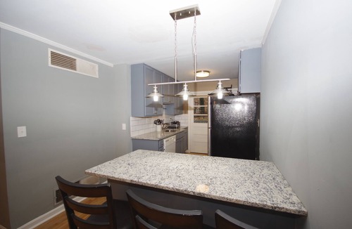 North Druid Hills House | 1272 Great Downtown Location nice 2 bedroom home on quite street