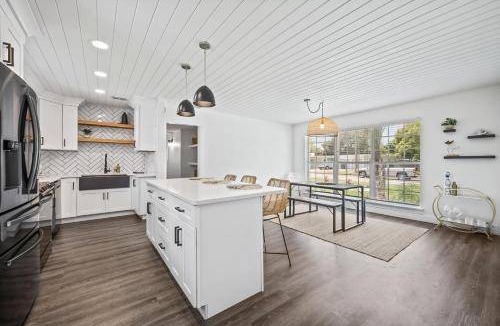 Jacksonville Beach House | 128 m² House ∙ 3 bedrooms ∙ 8 guests
