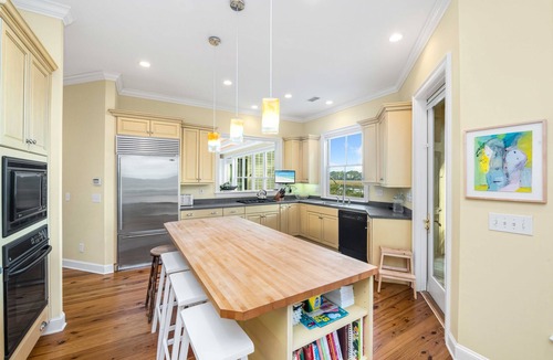 Vanderhorst Plantation House | 13 Rhetts Bluff Road by Akers Ellis Rentals
