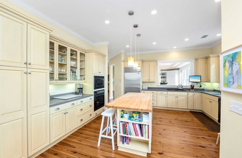 Vanderhorst Plantation House | 13 Rhetts Bluff Road by Akers Ellis Rentals